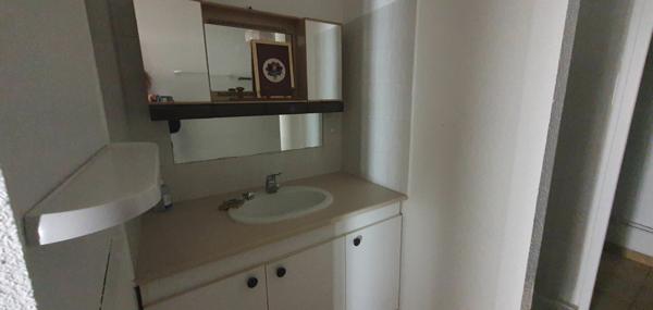 Immeuble à vendre    7 pièces • 105 m2 La Motte-du-Caire