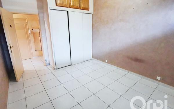 Appartement à vendre    3 pièces • 72,55 m2 Toulon
