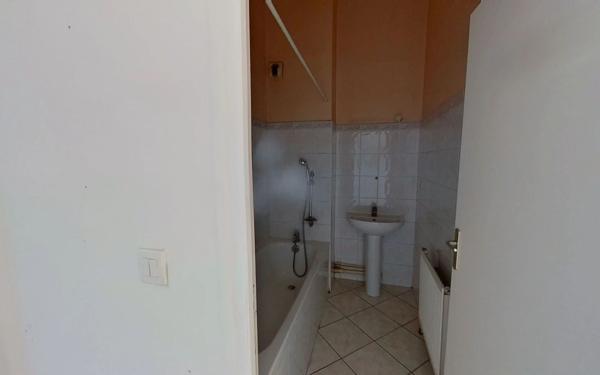 Appartement à louer    2 pièces • 38,77 m2 Villeurbanne