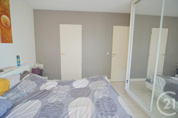 Appartement F2 à vendre  2 pièces - 53,92 m2 CHOISY LE ROI - 94