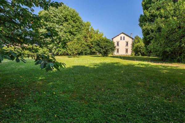 Vente Maison 8 pièces 210 m2 à Belley