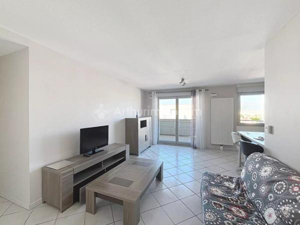 Location                                                      Appartement
                        
                     3 pièces                      64 m2                     à Clermont-Ferrand