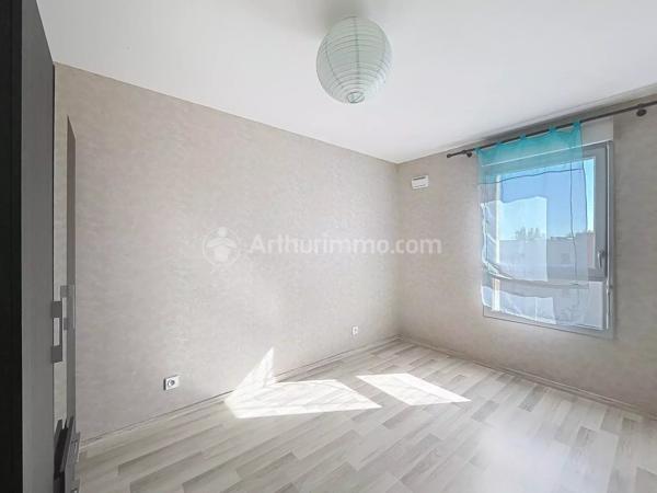 Location                                                      Appartement
                        
                     3 pièces                      64 m2                     à Clermont-Ferrand