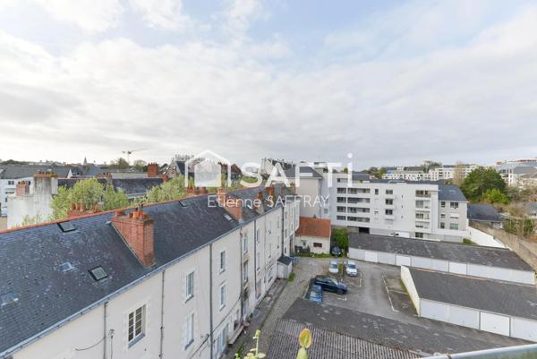 Appartement 2 pièces - 19 m² au sol - Rue Dobrée