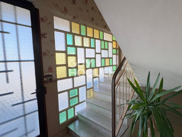 IMMEUBLE DE RAPPORT à NAVENNE