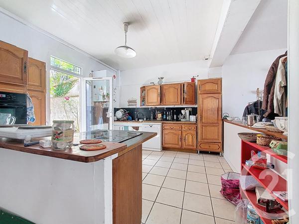 Maison à vendre  4 pièces - 153,40 m 2   LA MONTAGNE  - 44