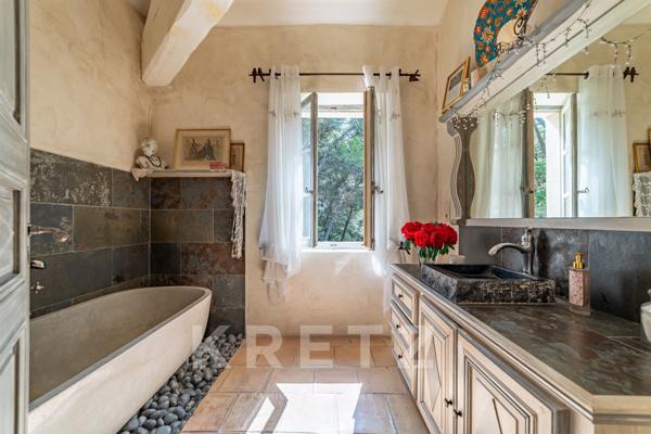 Propriété de 299m2 - Saumane-de-Vaucluse (Luberon)