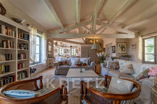 Propriété de 299m2 - Saumane-de-Vaucluse (Luberon)