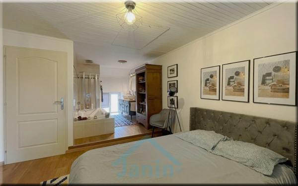 Maison à vendre 9 pièces CHALLEX (01) une belle rencontre