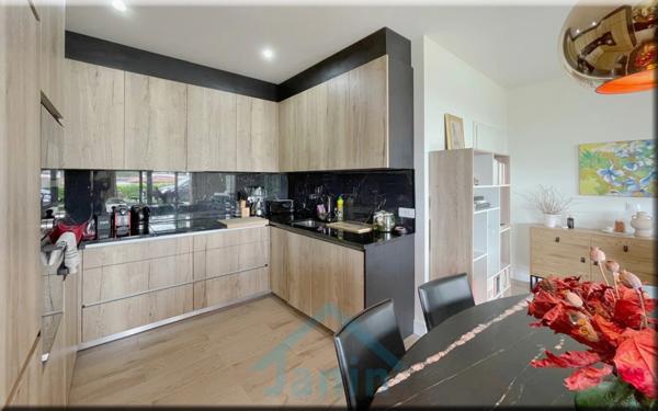 Maison à vendre 9 pièces CHALLEX (01) une belle rencontre