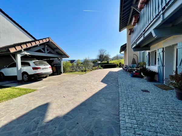 Maison à vendre 9 pièces CHALLEX (01) une belle rencontre