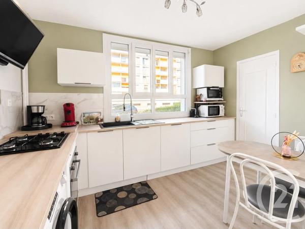 Appartement T3 à vendre  3 pièces - 73,77 m 2   LE MANS  - 72