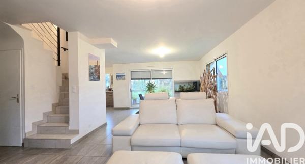 Maison à vendre 5 pièces 108 m² Péaule