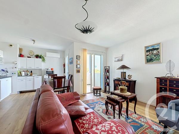 Appartement T3 à vendre  3 pièces - 66,10 m 2   GUJAN MESTRAS  - 33