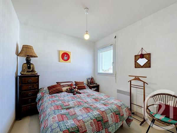 Appartement T3 à vendre  3 pièces - 66,10 m 2   GUJAN MESTRAS  - 33