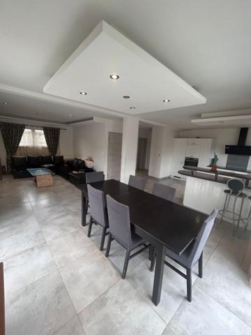 Vente aux enchères  Maison de charme 2017 de 112 m² à Saint-Croix-en-Plaine