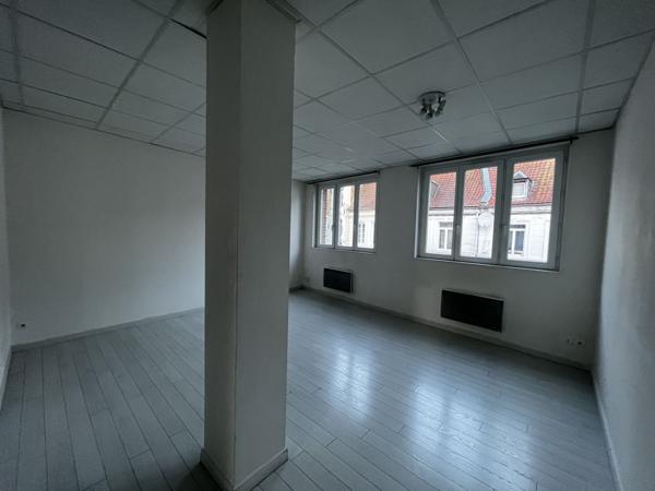 Location Appartement75 m² - 3 Pièces - ST POL SUR TERNOISE (62130)