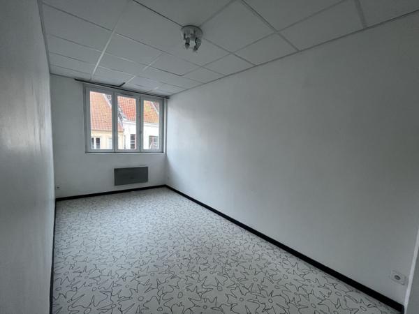 Location Appartement75 m² - 3 Pièces - ST POL SUR TERNOISE (62130)