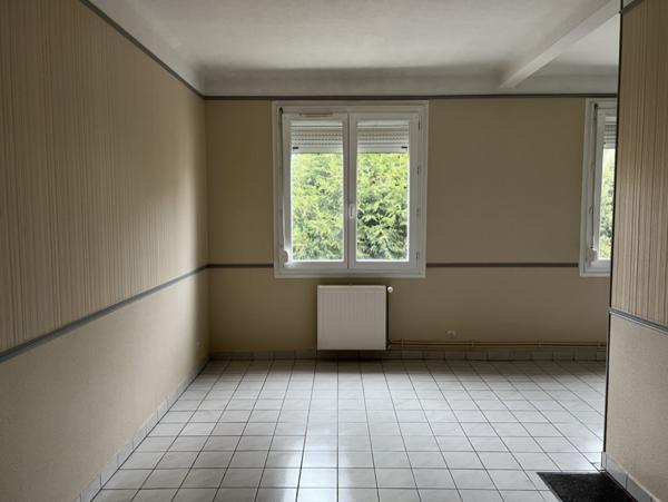 Location Appartement60 m² - 3 Pièces - ST POL SUR TERNOISE (62130)