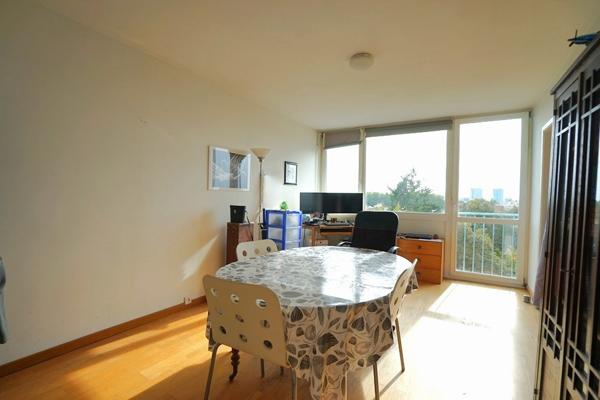 LILLE BUISSON APPARTEMENT T4 DERNIER ÉTAGE AVEC STATIONNEMENT