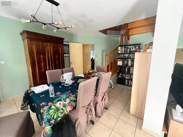 Location - Maison Jonchery-sur-Vesle 51140 130 m 2 800 m 2