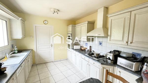 Maison plain pied 5 chambres piscine et nature