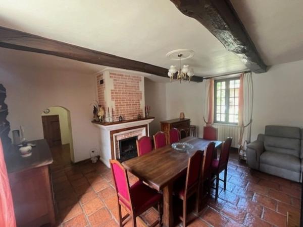 PLAISANCE (32): SANS TRAVAUX, MAISON XVIIIs restaurée avec élégance SUR 240M2 habitables, 6600m2 de jardin,géothermie,  puits, géothermie, grandes dependances environnement bucolique