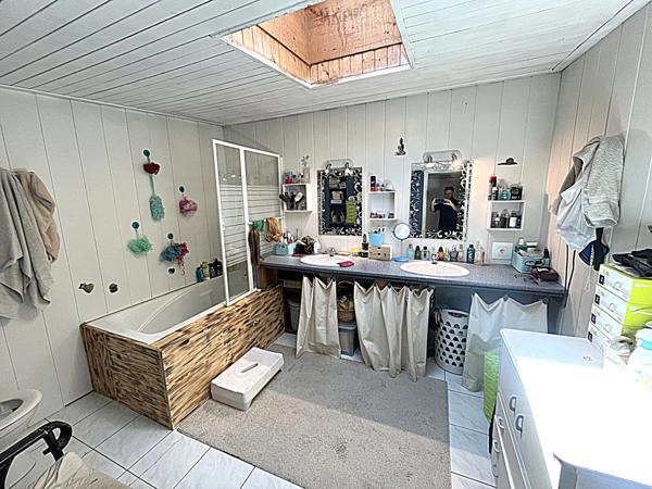 Appartement à vendre 4 pièces MEYTHET (74)