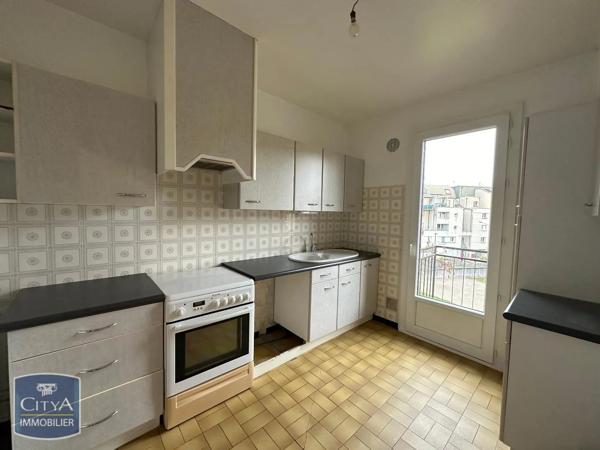 Appartement à louer 3 pièces 67.15m² Brive-la-Gaillarde (19100)