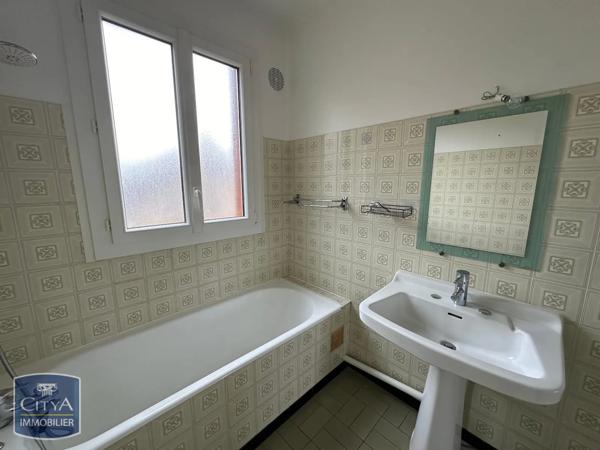 Appartement à louer 3 pièces 67.15m² Brive-la-Gaillarde (19100)