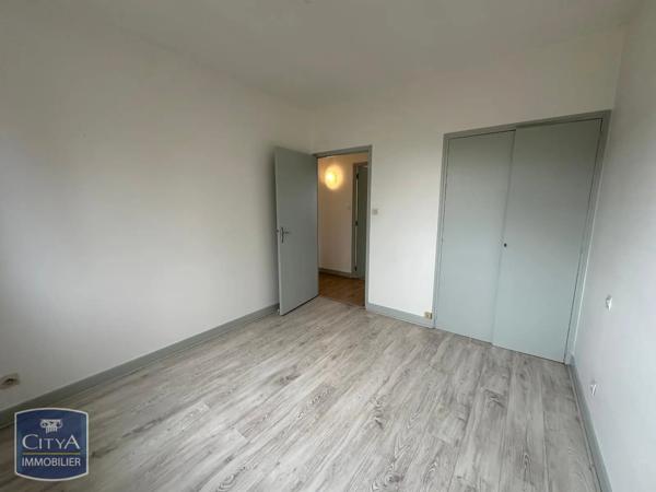 Appartement à louer 3 pièces 67.15m² Brive-la-Gaillarde (19100)