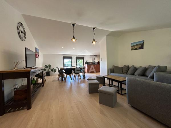 Maison Beaumes De Venise - 9 pièces - 280m² - Piscine