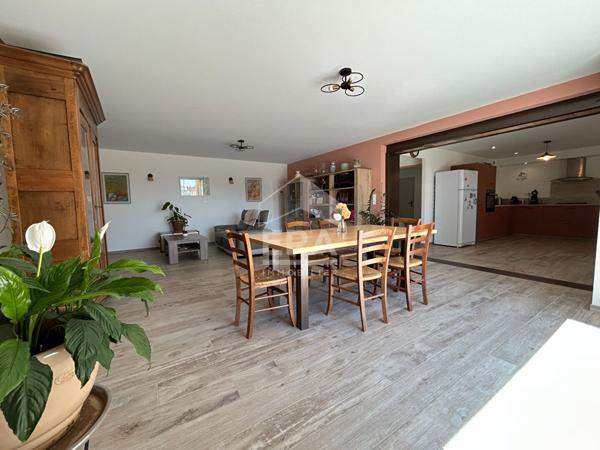 Maison Beaumes De Venise - 9 pièces - 280m² - Piscine