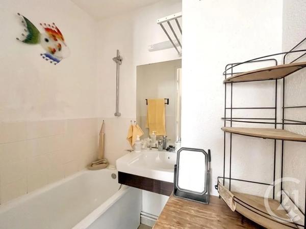 Appartement T2 à vendre  2 pièces - 25,62 m 2   ST HILAIRE DE RIEZ  - 85
