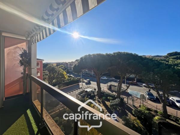 Appartement à vendre 3 pièces (83), Bormes les mimosas, la Favière, T3 avec Parking, dernier étage et vue mer.