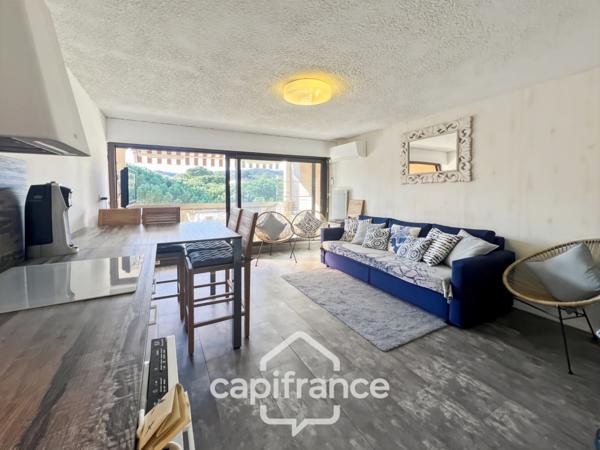 Appartement à vendre 3 pièces (83), Bormes les mimosas, la Favière, T3 avec Parking, dernier étage et vue mer.