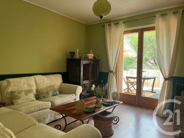 Maison à vendre  7 pièces - 159,08 m 2   VIF  - 38