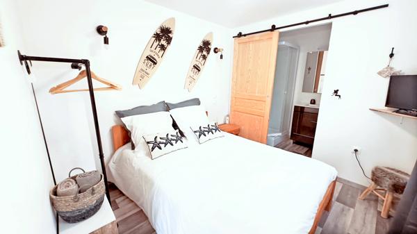 cazaux maison 85 m² de plain-pieds avec deux chalet independants piscine