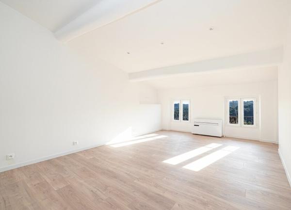 Appartement à vendre    2 pièces • 26,91 m2 Biot