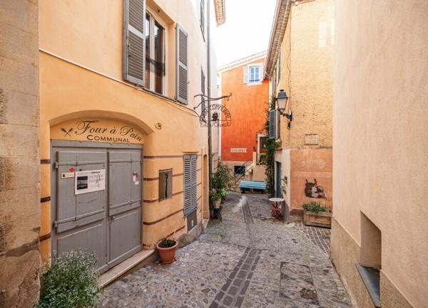 Appartement à vendre    2 pièces • 26,91 m2 Biot