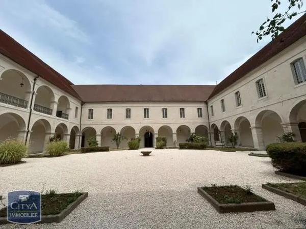 Appartement à louer 2 pièces 38.7m² Dole (39100)