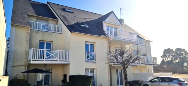 Appartement 3 pièces lumineux avec balcon – au calme, proche commerces