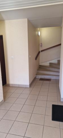 Appartement 3 pièces lumineux avec balcon – au calme, proche commerces