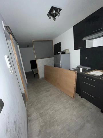 Vente                                                      Immeuble
                        
                     4 pièces                      90 m2                     à Perpignan