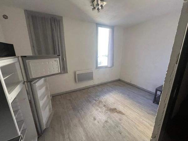 Vente                                                      Immeuble
                        
                     4 pièces                      90 m2                     à Perpignan