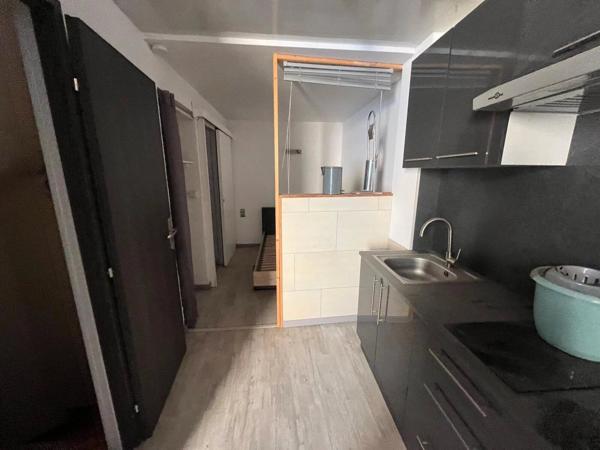 Vente                                                      Immeuble
                        
                     4 pièces                      90 m2                     à Perpignan