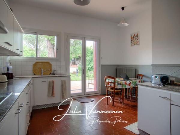 Maison Roquettes 7 pièce(s) 185.06 m2