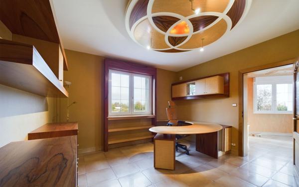 Maison à louer    6 pièces •  Holtzheim