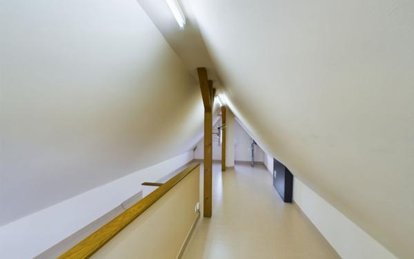 Maison à louer    6 pièces •  Holtzheim