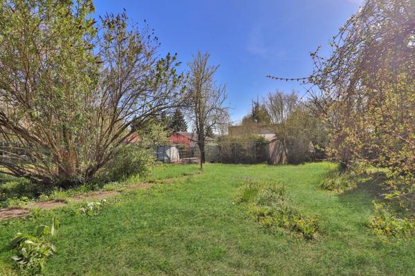 Maison mitoyenne de 117 m² avec jardin.
